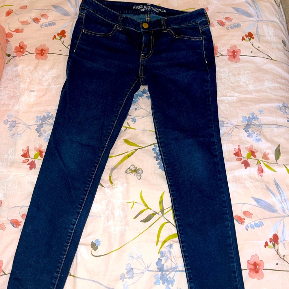 American Eagle size 8 jeans